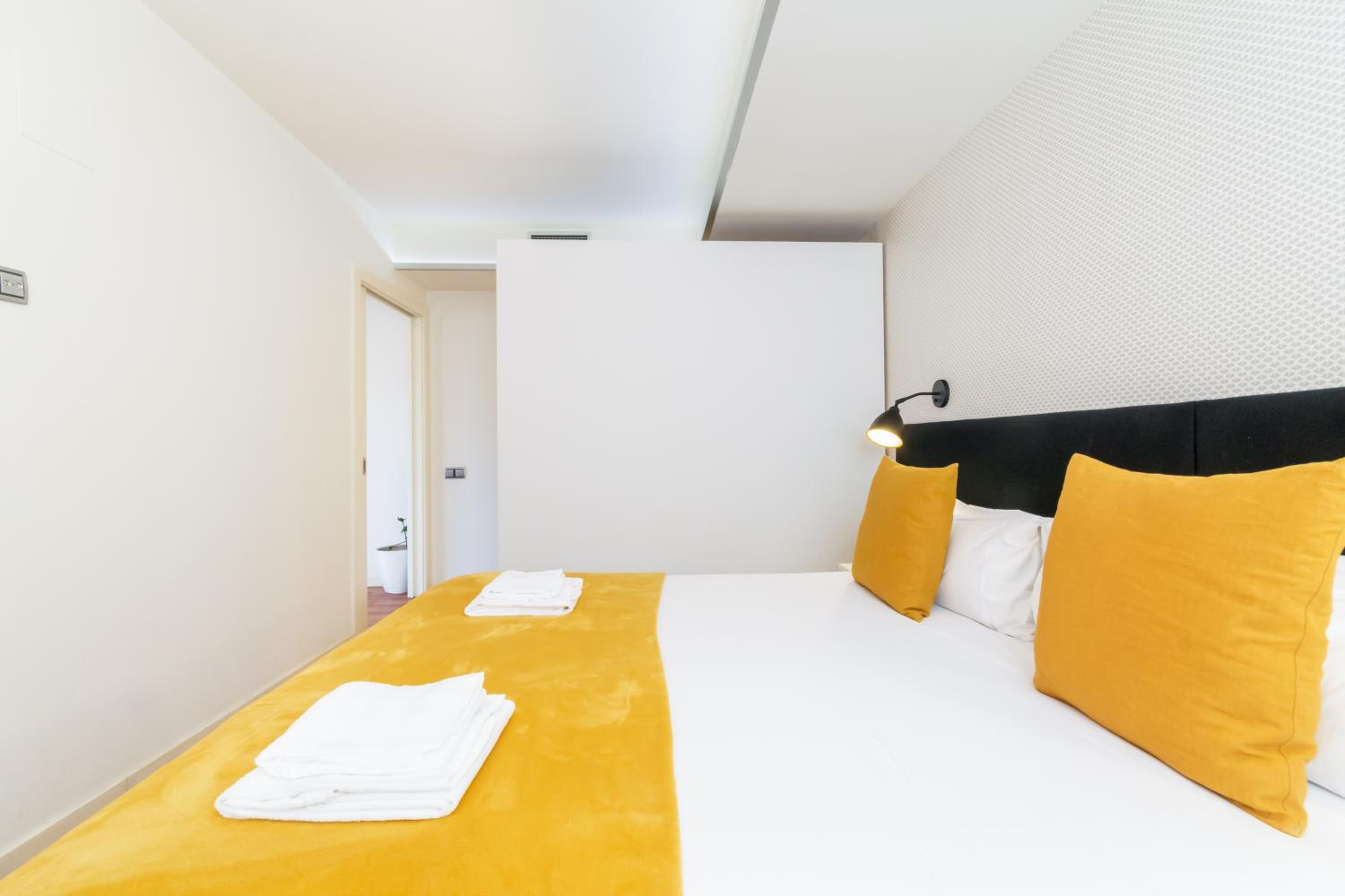 Unique Rentals - Placa Catalunya Central Apartments