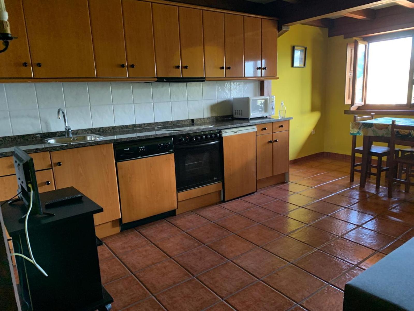 Apartamentos Las Rocas de Brez