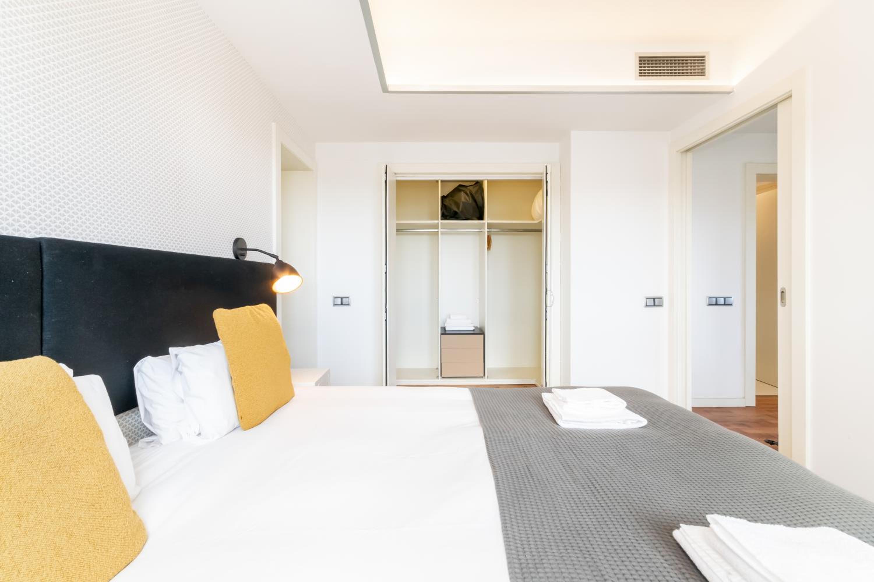 Unique Rentals - Placa Catalunya Central Apartments