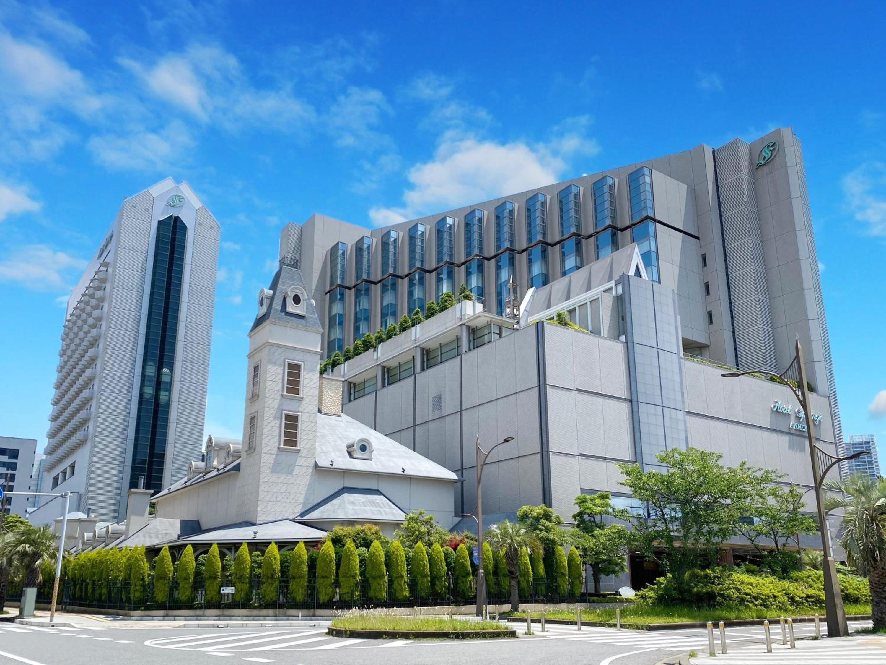 Hotel Springs Makuhari Premier