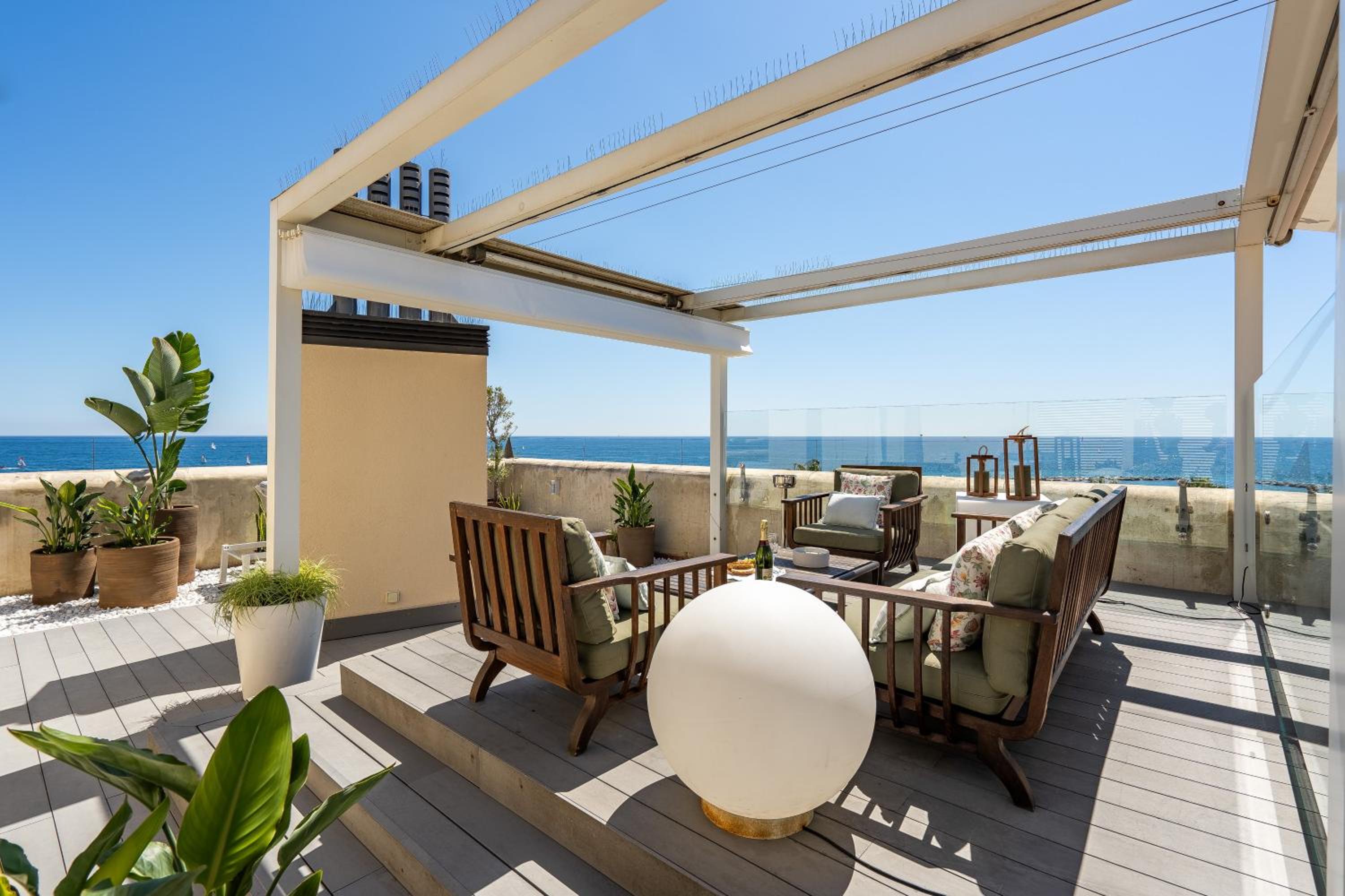 Kronos on the Beach Attic Suite