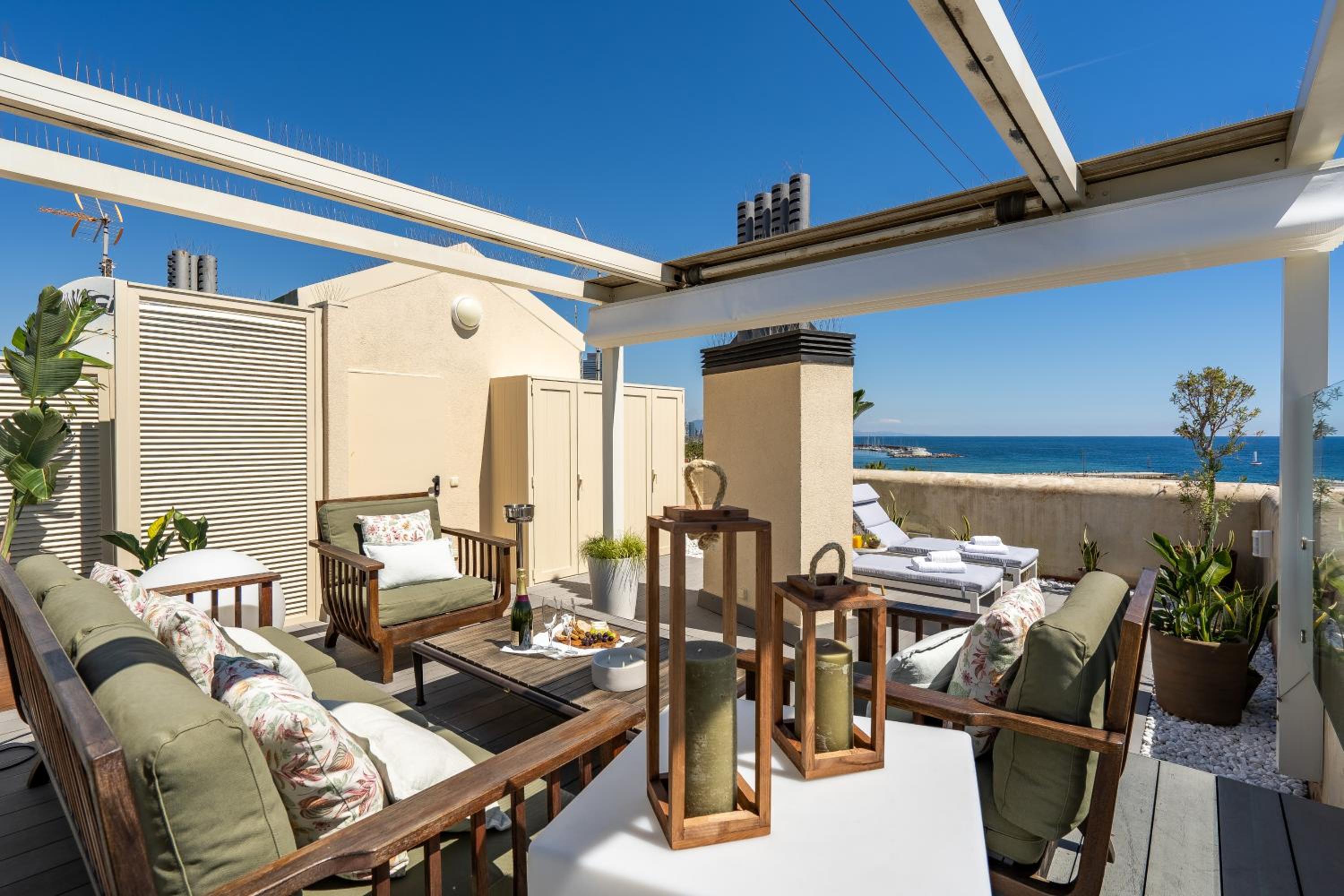 Kronos on the Beach Attic Suite