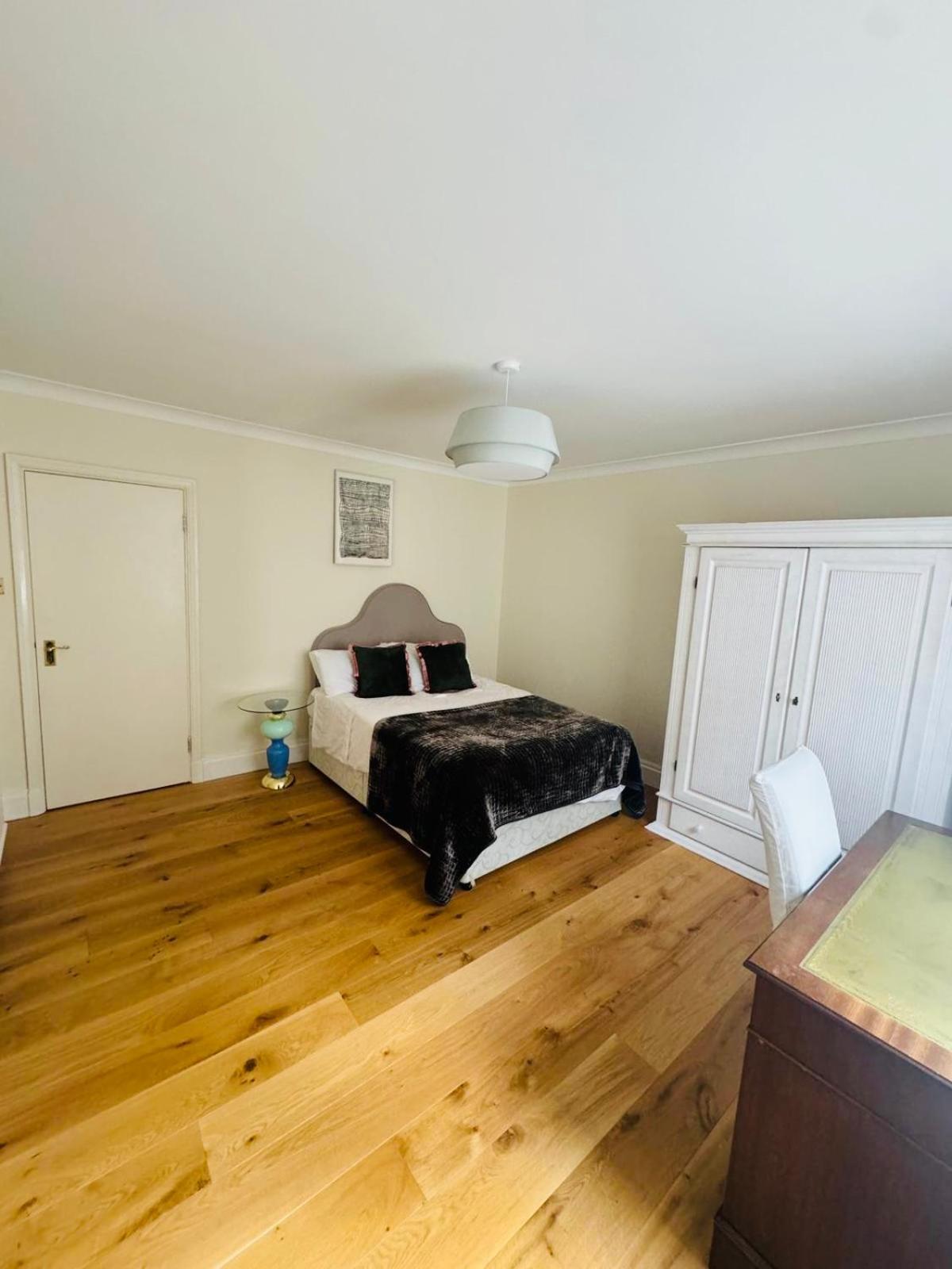 bloomrooms@Knightsbridge/HydePark