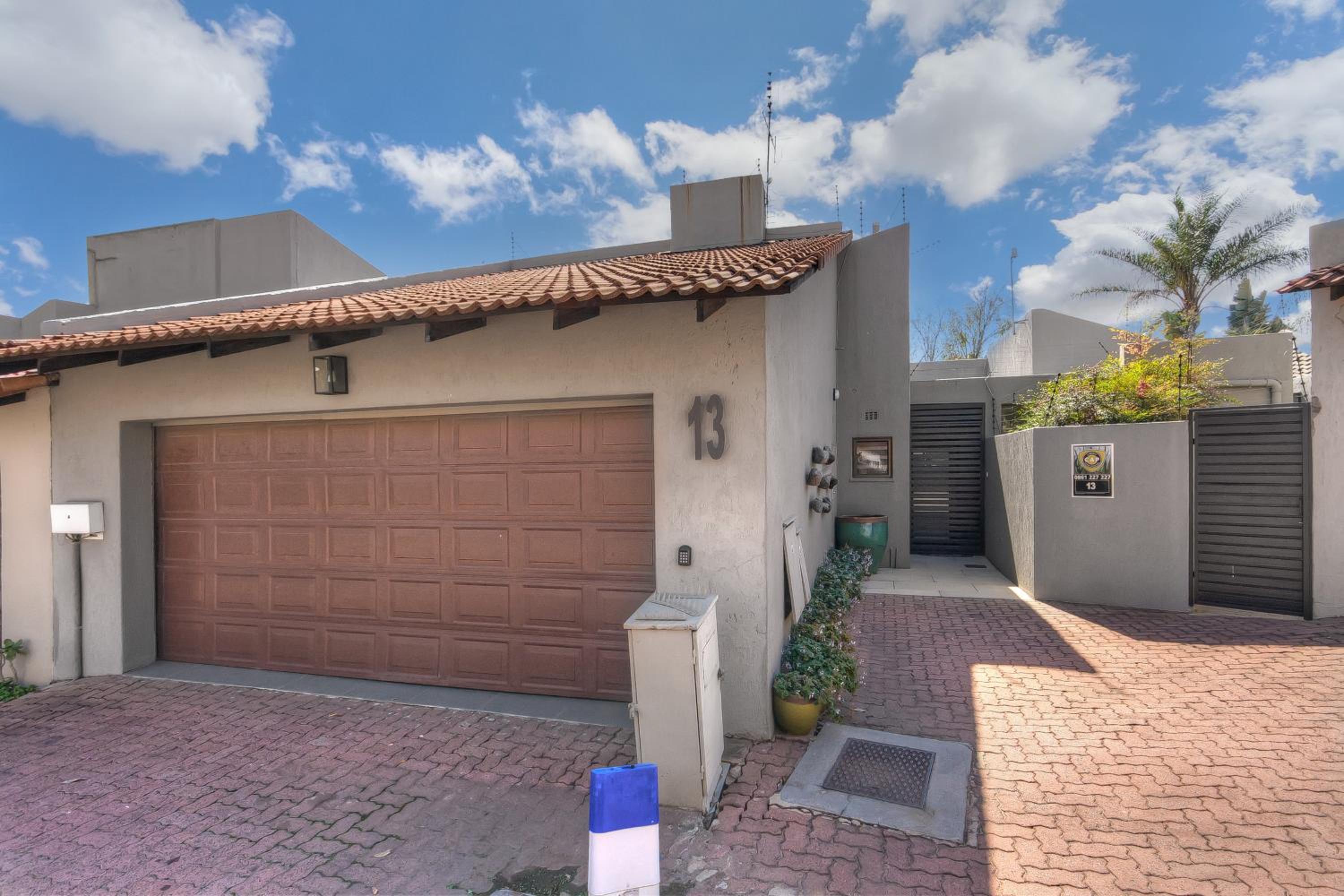 13 Sandown Valley, Sandton