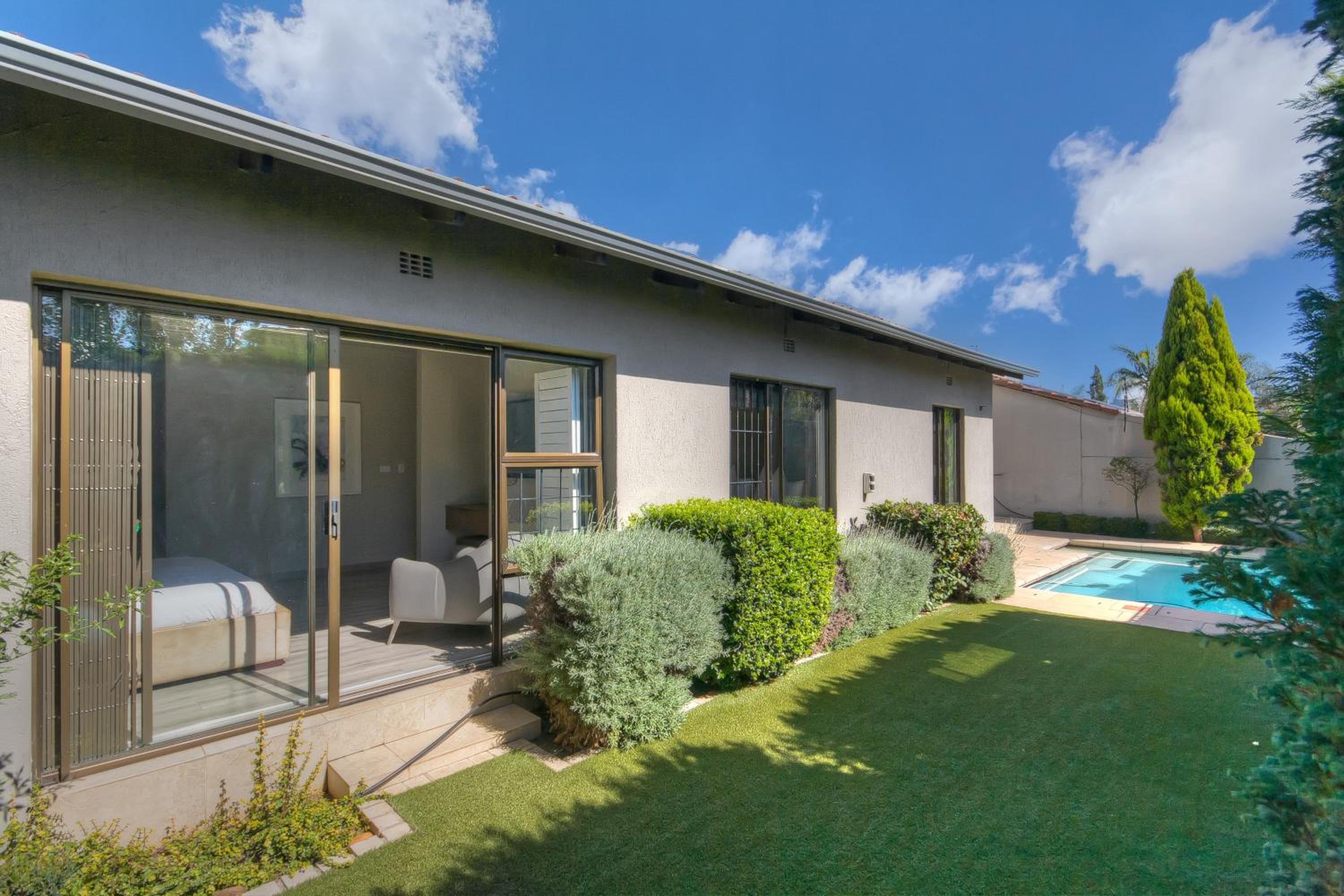 13 Sandown Valley, Sandton
