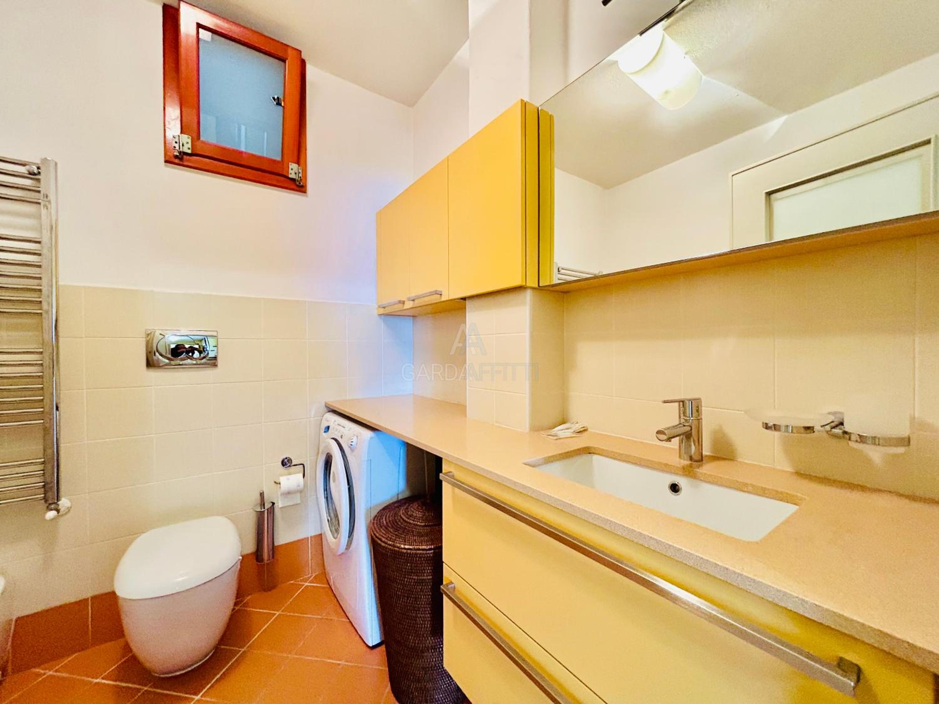 Sirmione Vacations - Little Venezia Apt - Relax in Piscina Fronte Lago - Property Image 11