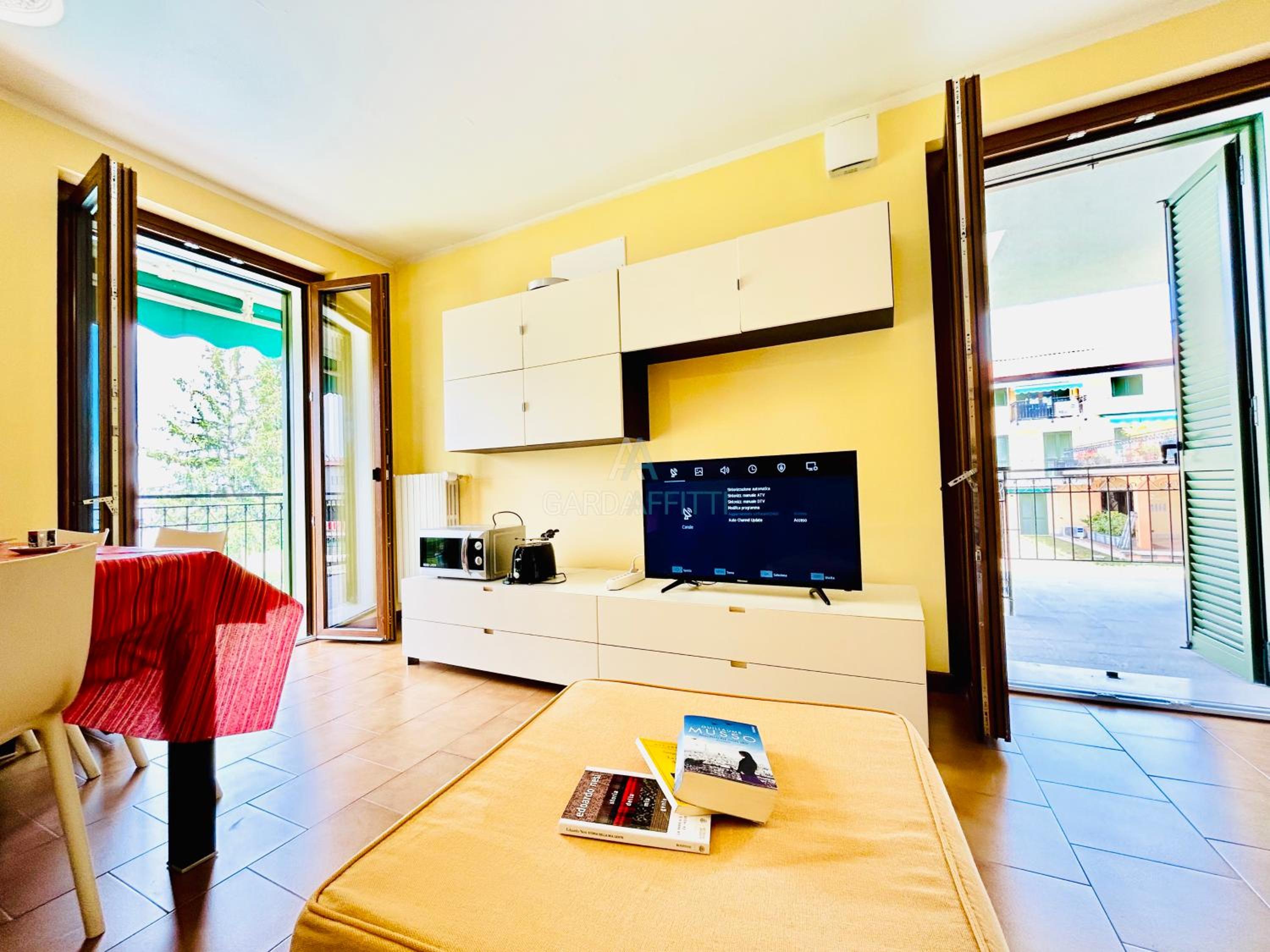 Sirmione Vacations - Little Venezia Apt - Relax in Piscina Fronte Lago - Property Image 29