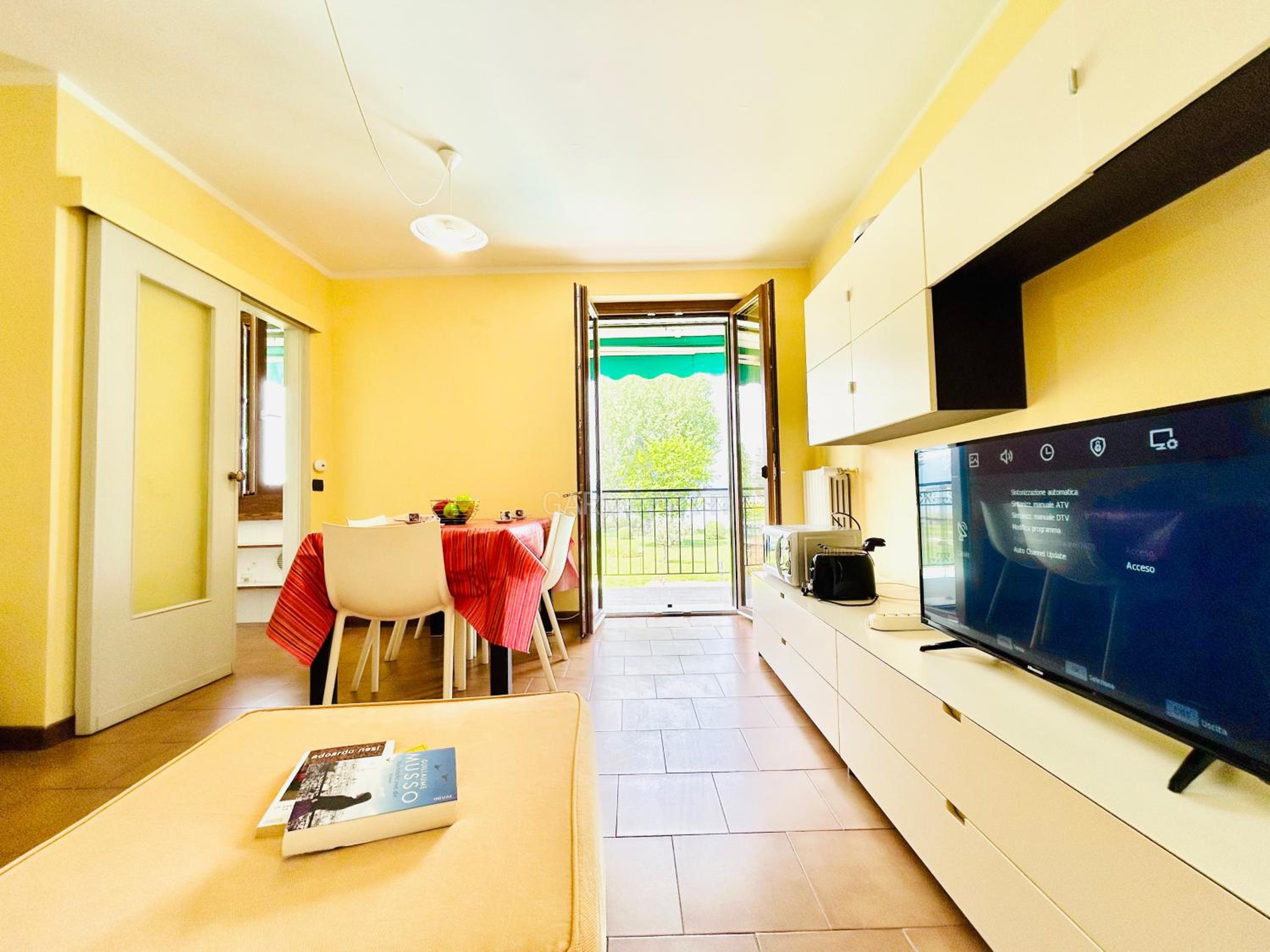 Sirmione Vacations - Little Venezia Apt - Relax in Piscina Fronte Lago - Property Image 28