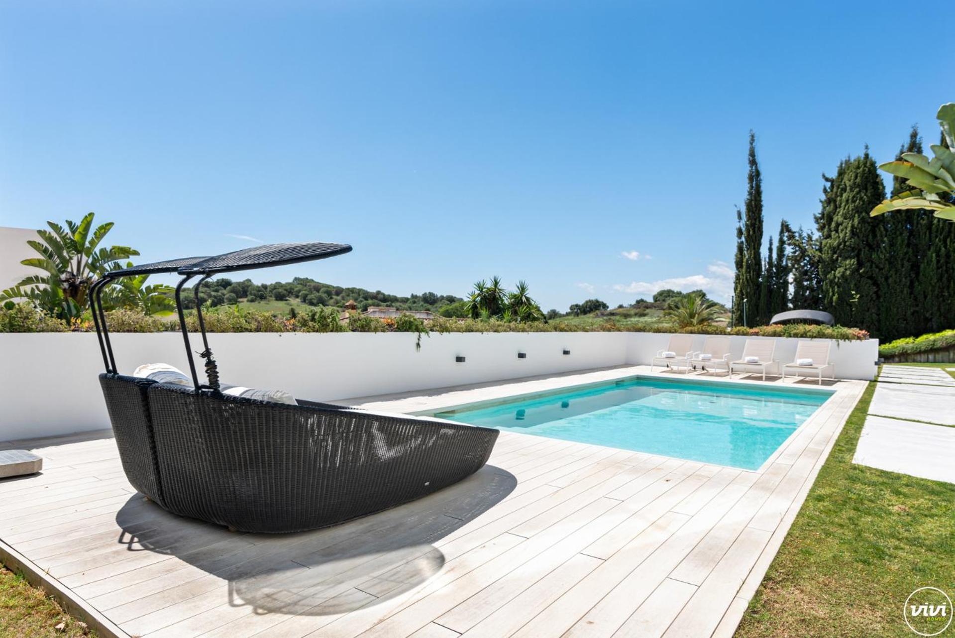 ViVi Homes -Villa Carat Pool, Cinema, Golf & Terrace