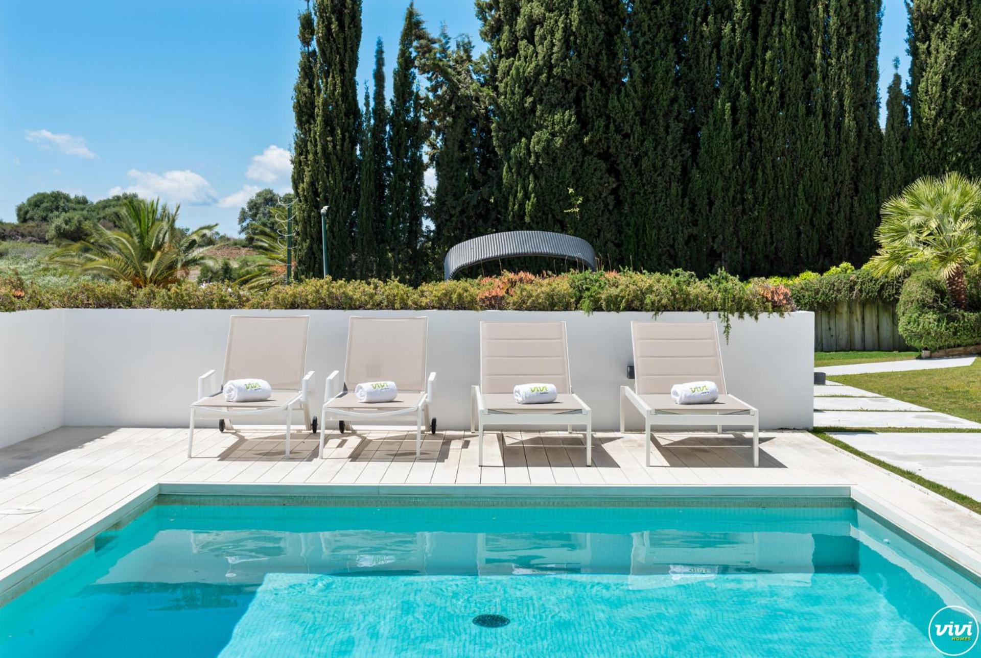 ViVi Homes -Villa Carat Pool, Cinema, Golf & Terrace