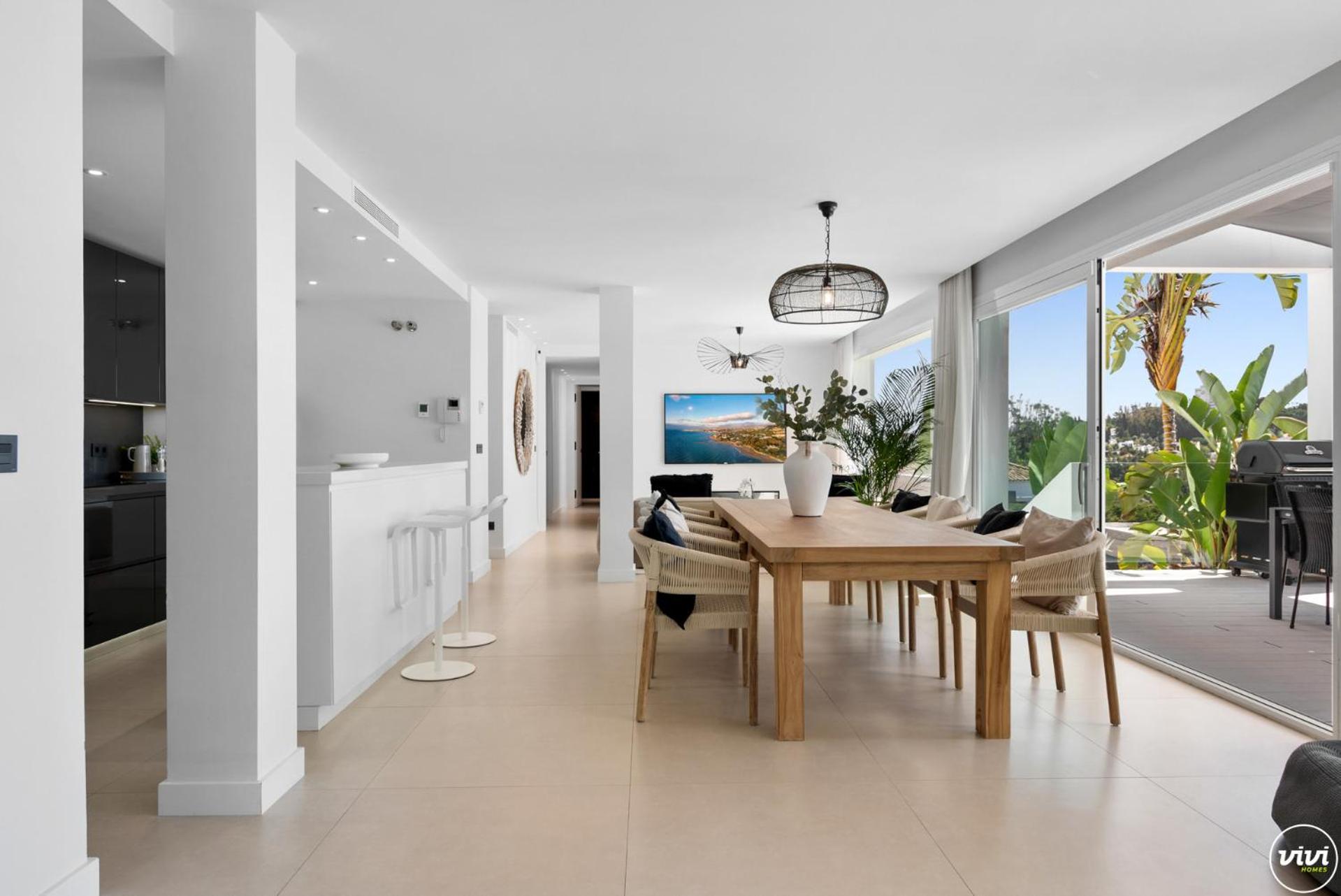 ViVi Homes -Villa Carat Pool, Cinema, Golf & Terrace