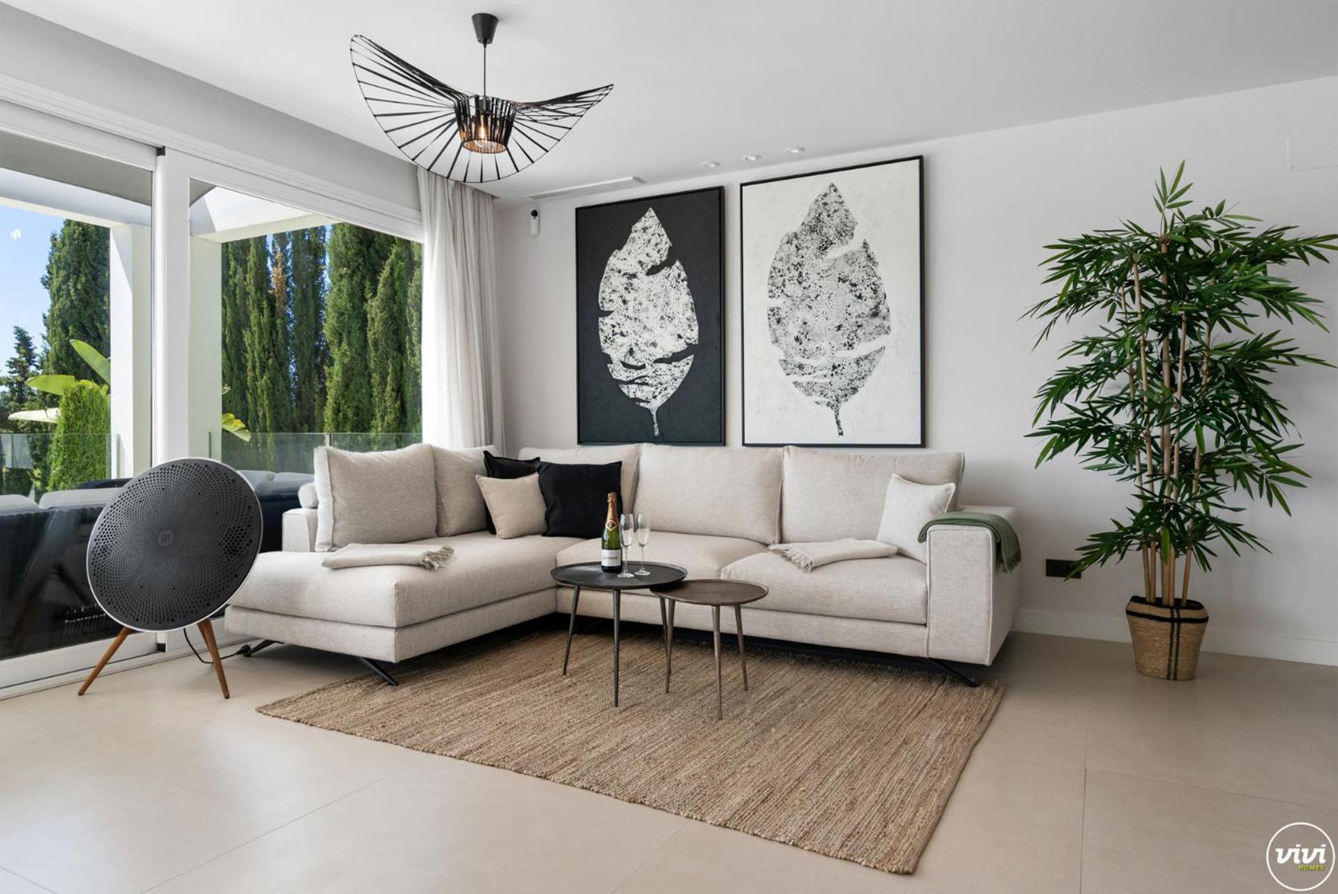 ViVi Homes -Villa Carat Pool, Cinema, Golf & Terrace