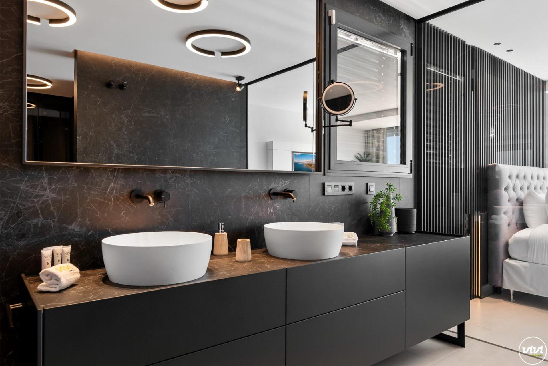 ViVi Homes -Villa Carat Pool, Cinema, Golf & Terrace
