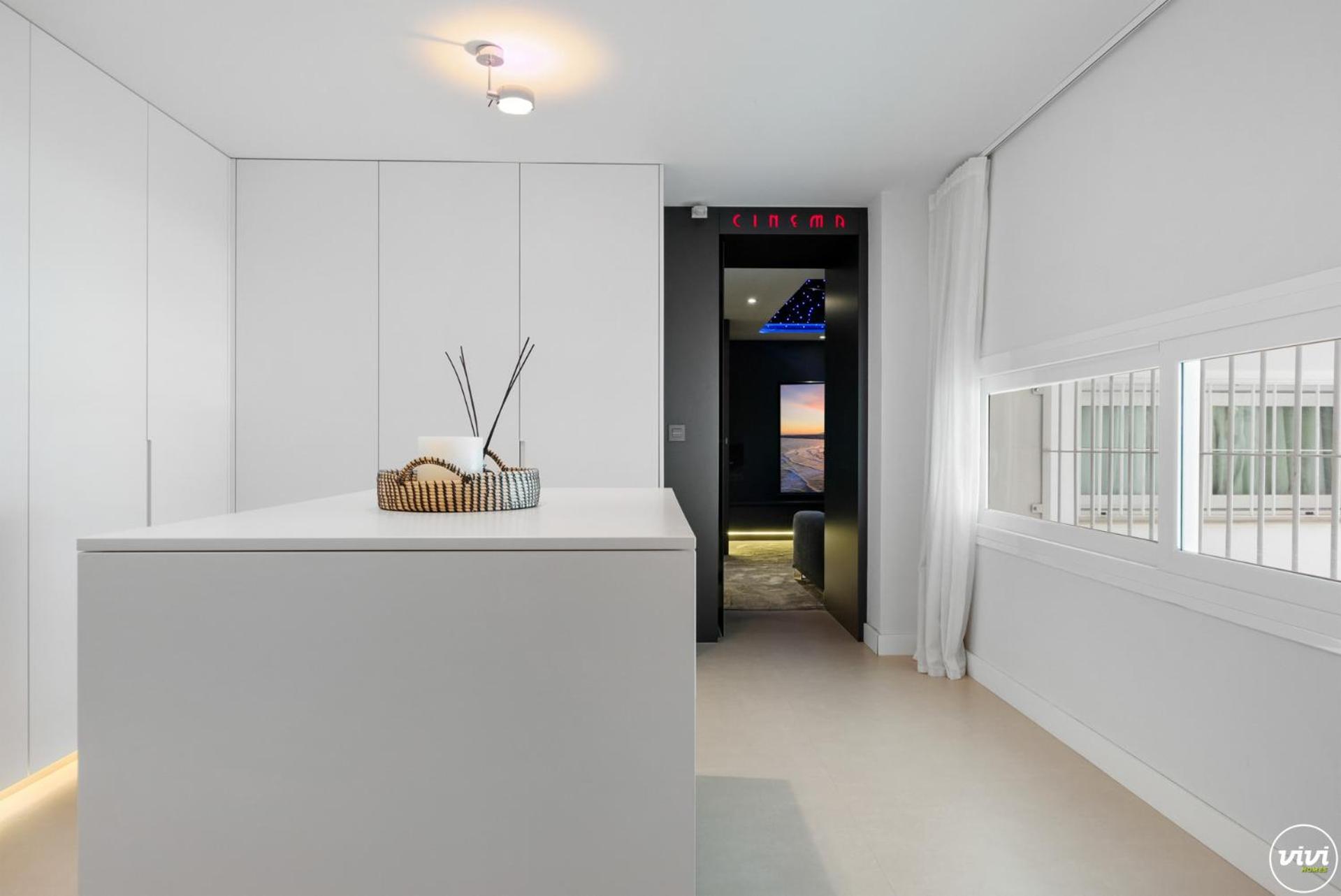 ViVi Homes -Villa Carat Pool, Cinema, Golf & Terrace