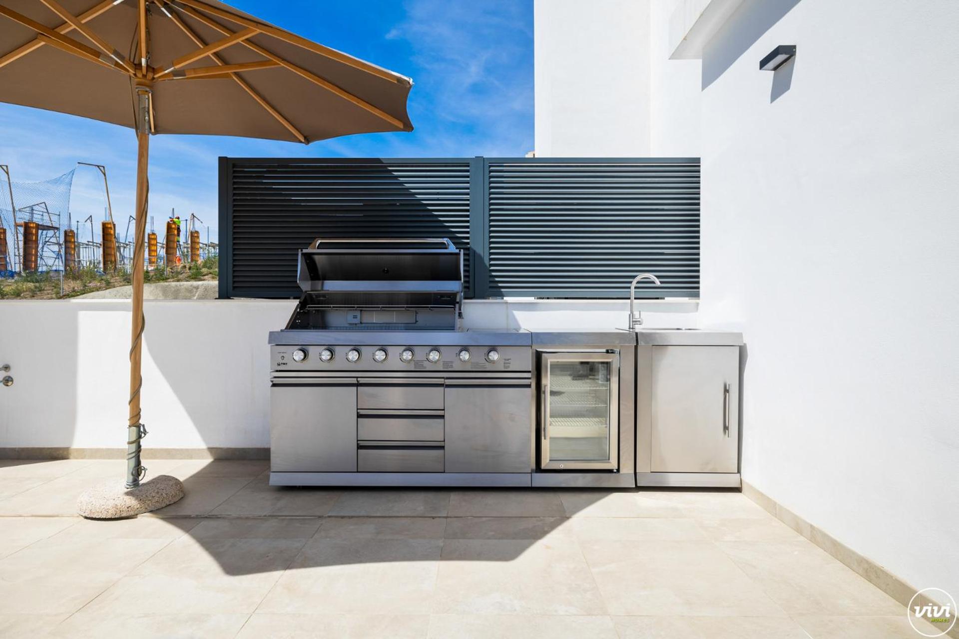Penthouse Diamond - Private Pool, Terrace, Sea View, Gym & BBQ