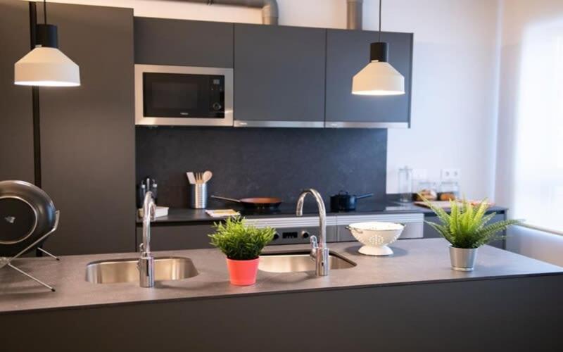 For Students Studying in Barcelona Only - Stunning Spacious Studios and Private Rooms at Pallars Student Accommodation