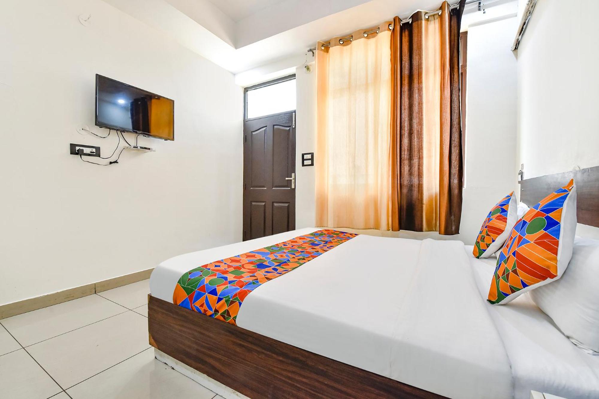FabHotel KRB Paradise view 4