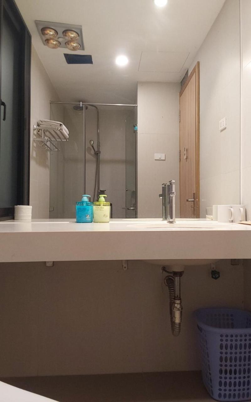 Quiet Hoang Quoc Viet Hotel & apartment