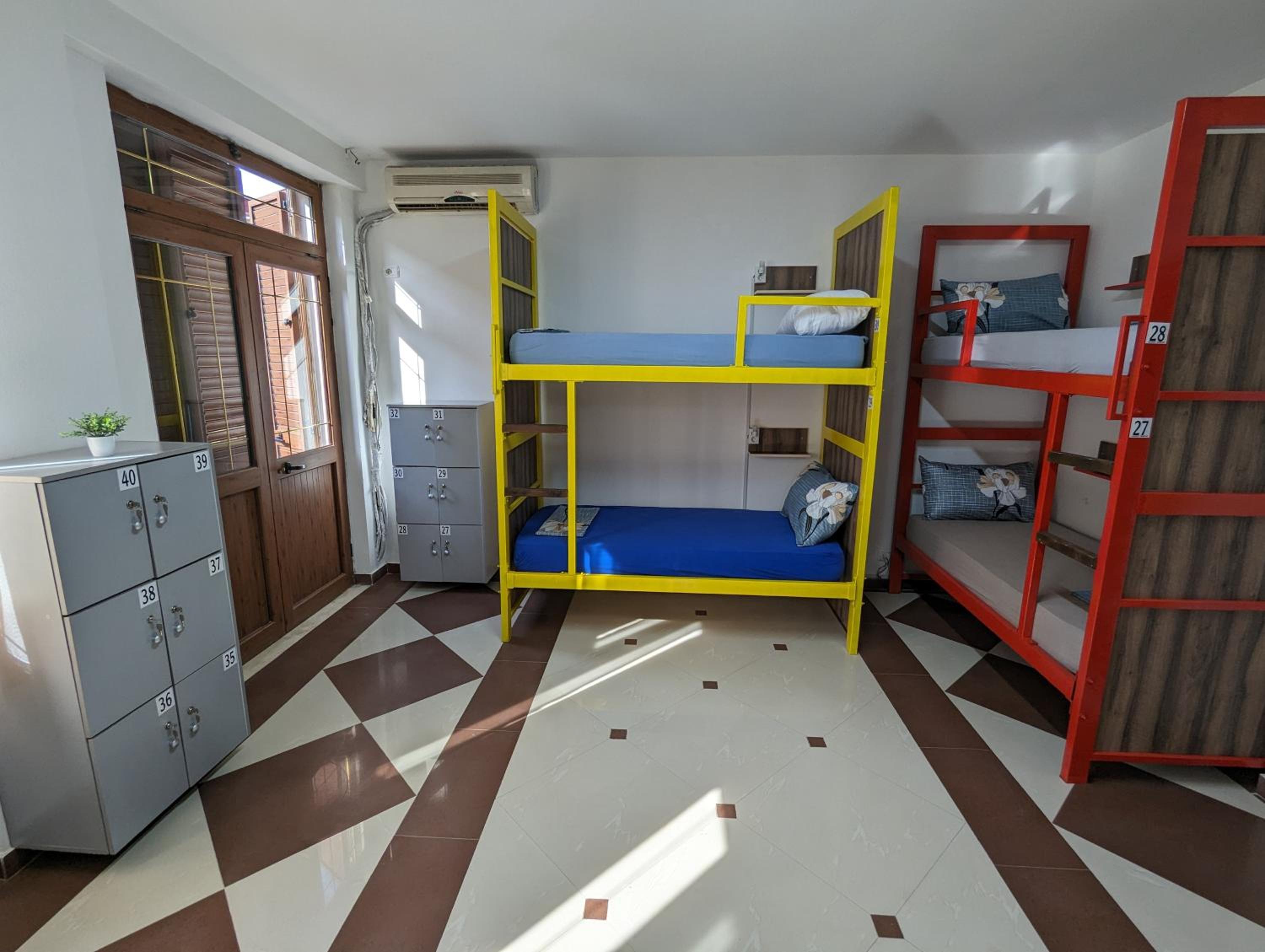 Tias Hostel