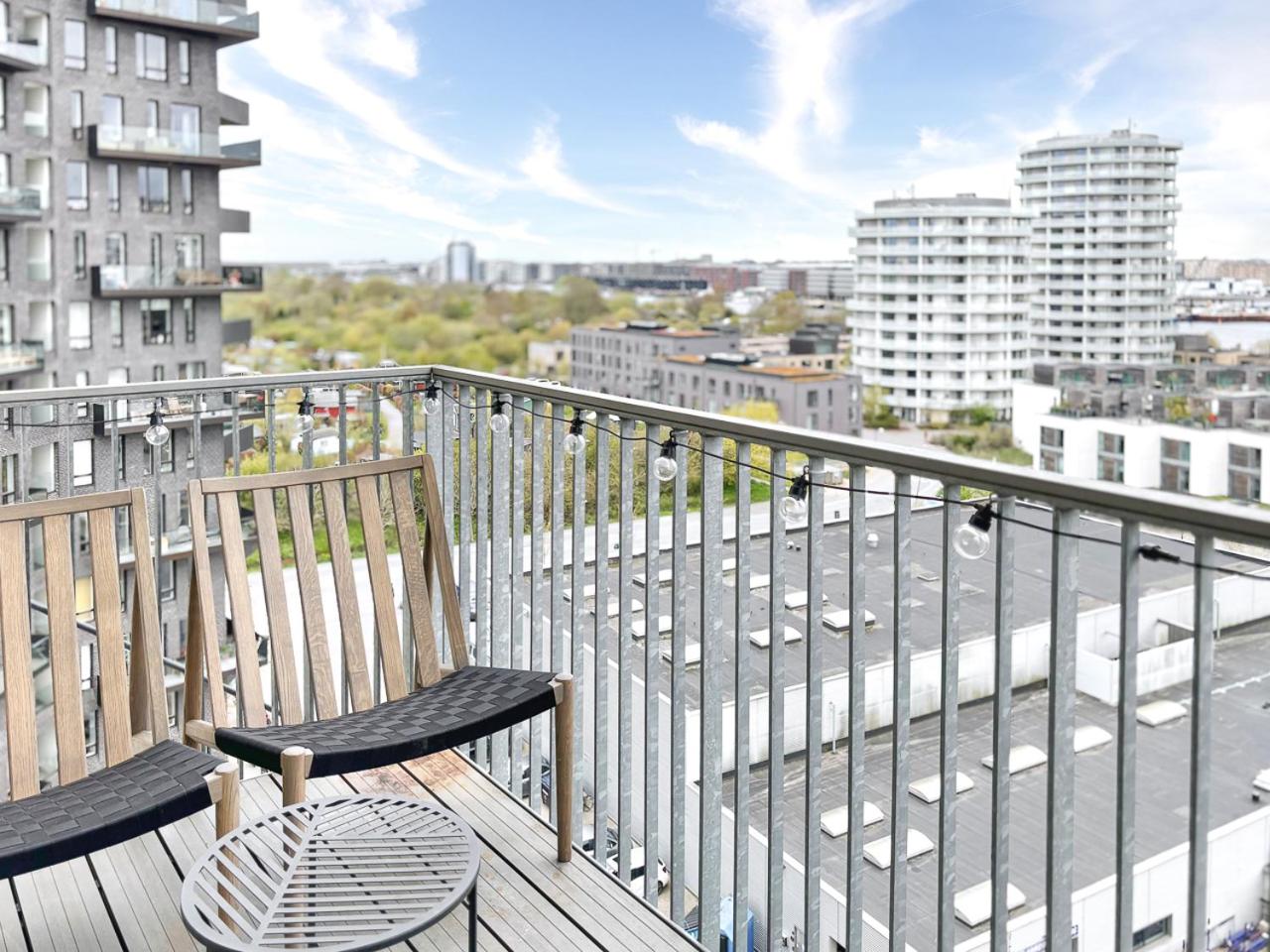 Modern Apartment with Amazing Views