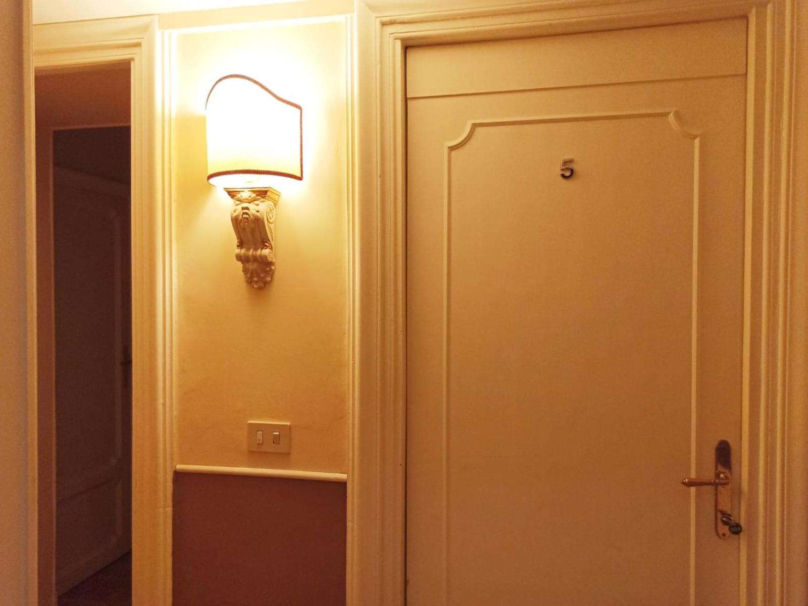 hotel room