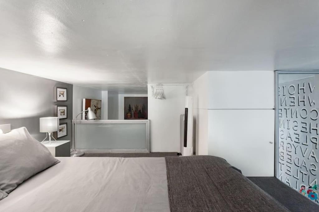 Modern Loft in the heart of Seville view 5