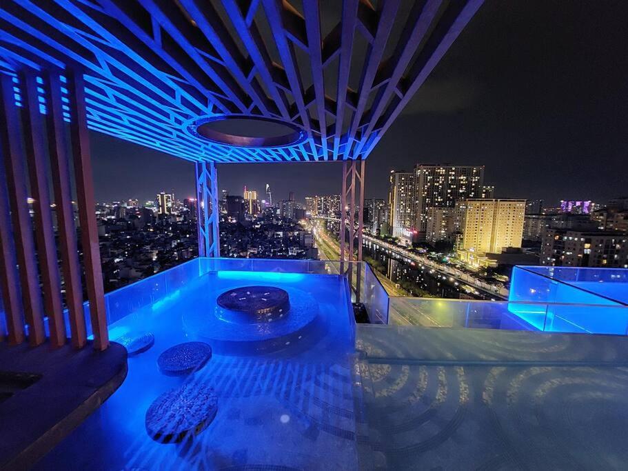 D1mension 3BR Luxury Condo City Center in Dist 1