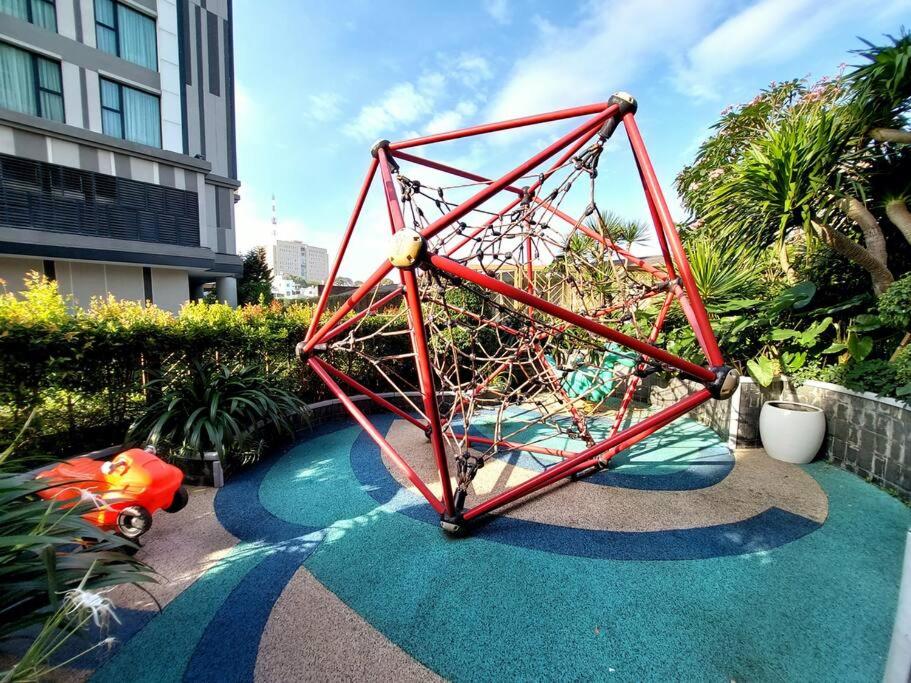 D1mension 3BR Luxury Condo City Center in Dist 1