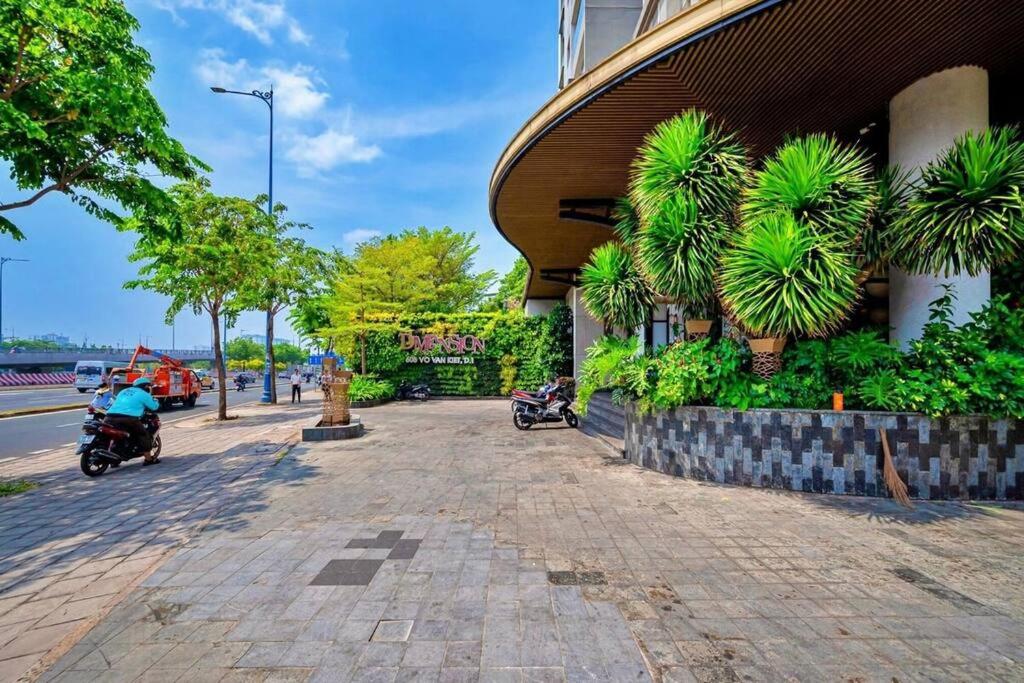 D1mension 3BR Luxury Condo City Center in Dist 1