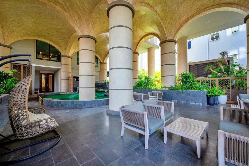 D1mension 3BR Luxury Condo City Center in Dist 1