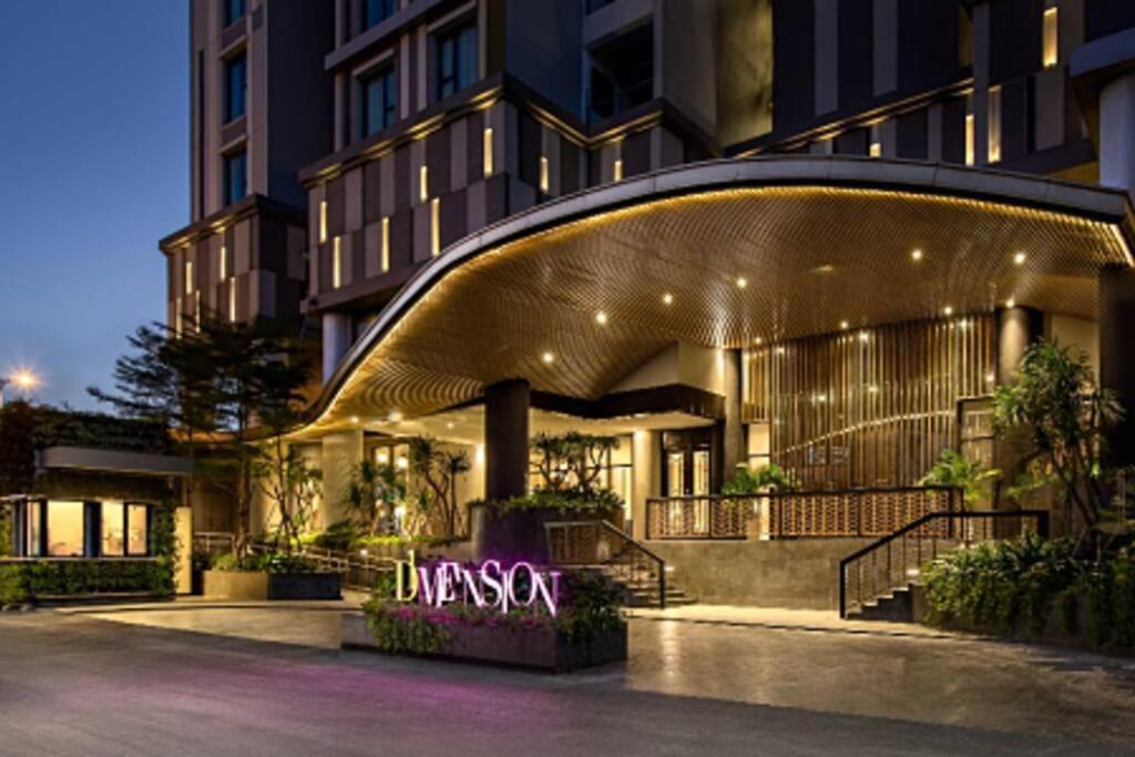 D1mension 3BR Luxury Condo City Center in Dist 1