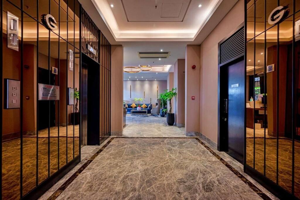 D1mension 3BR Luxury Condo City Center in Dist 1
