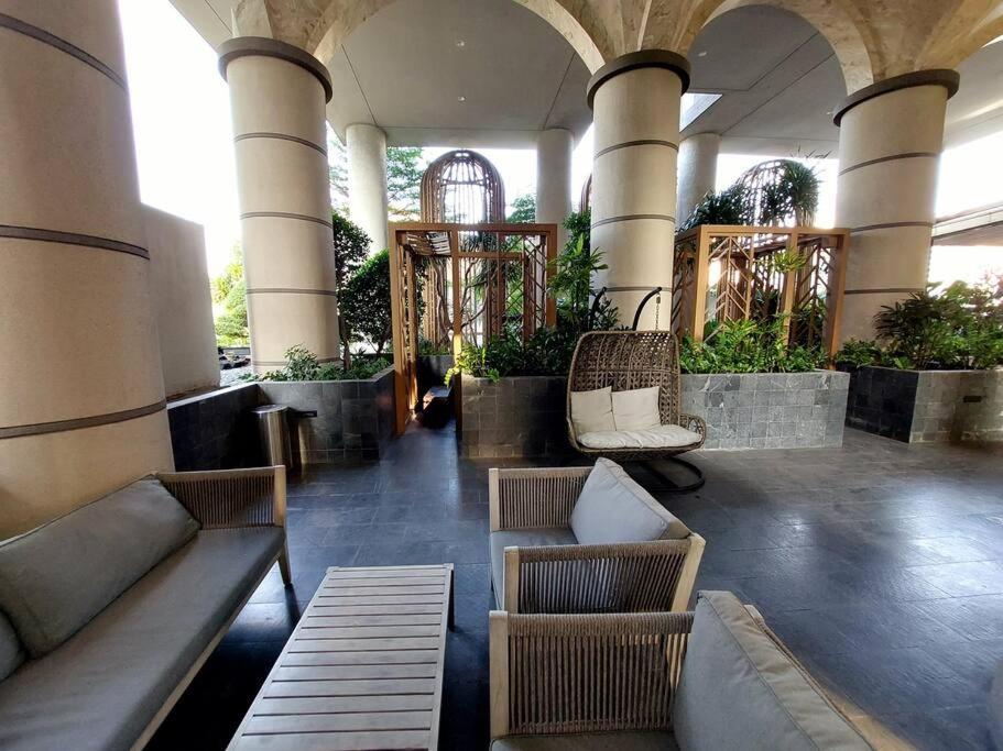 D1mension 3BR Luxury Condo City Center in Dist 1