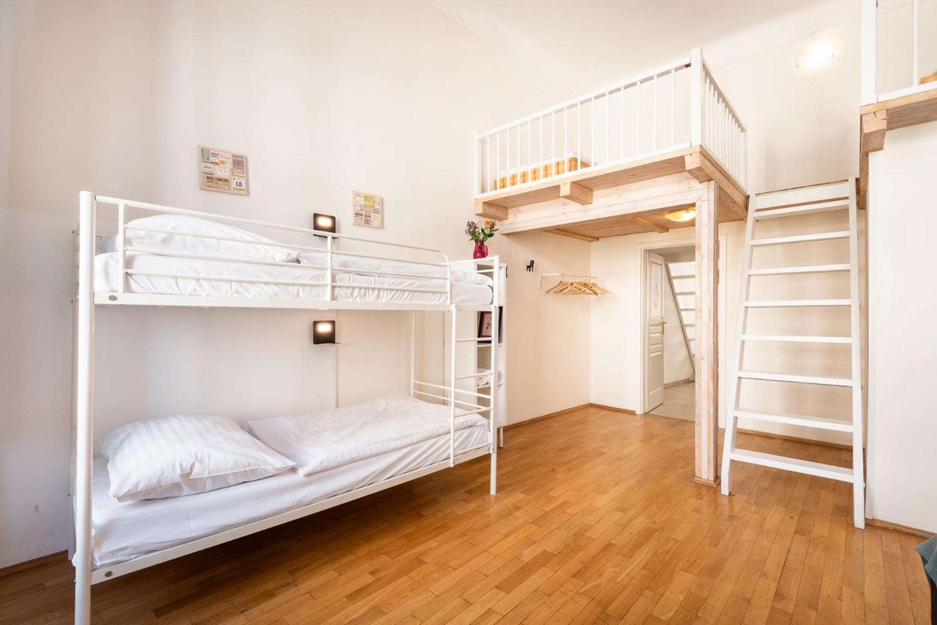 Hybernska Apartments by Pragueforyou