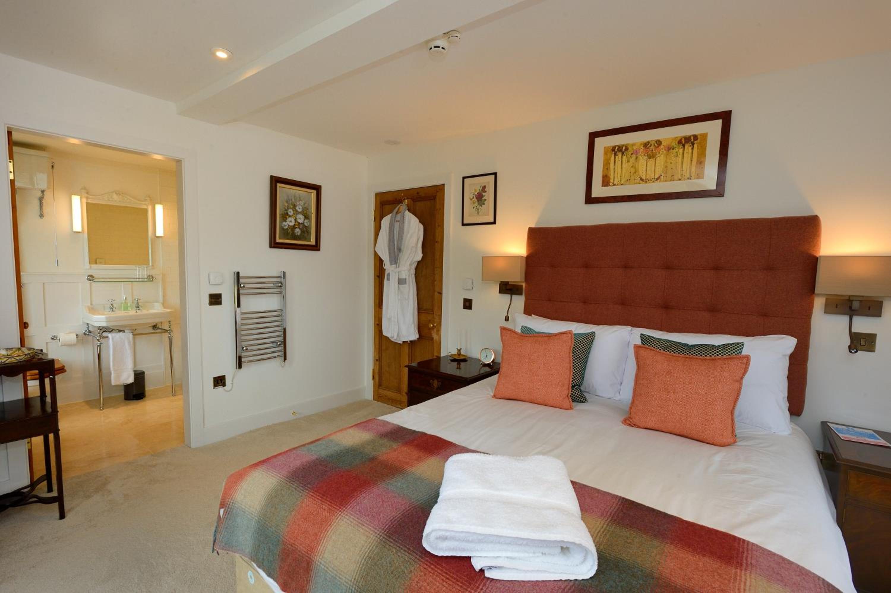 The Lodge at Carrick Castle Estate view 4