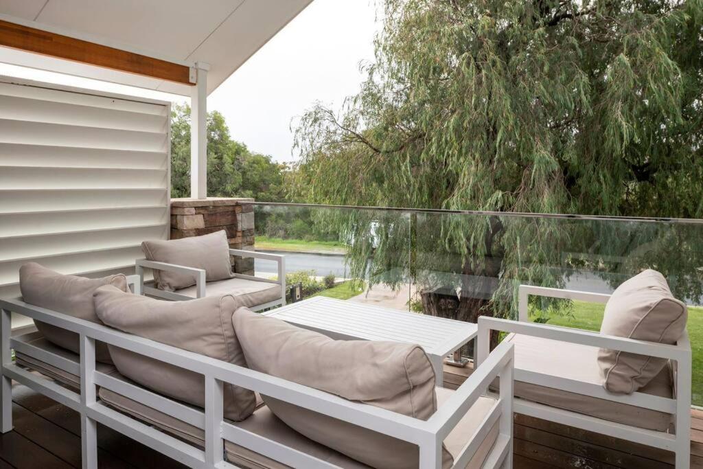 The Bay Retreat