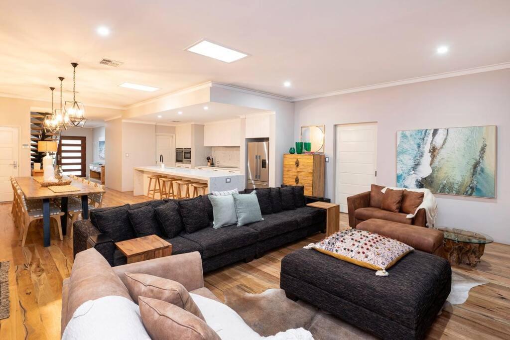 The Bay Retreat