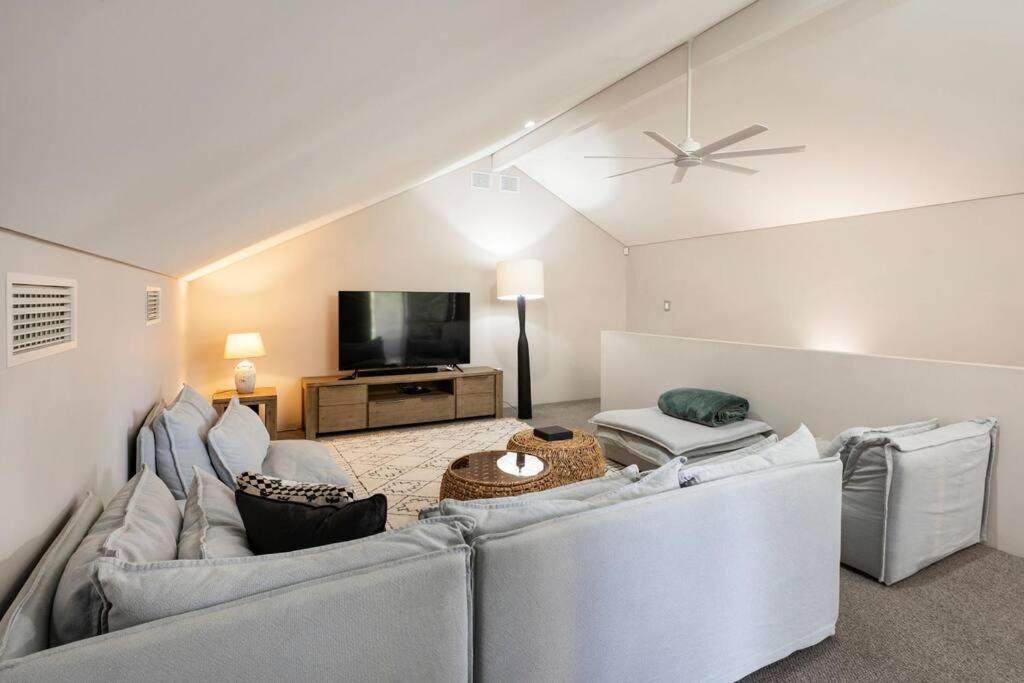 The Bay Retreat