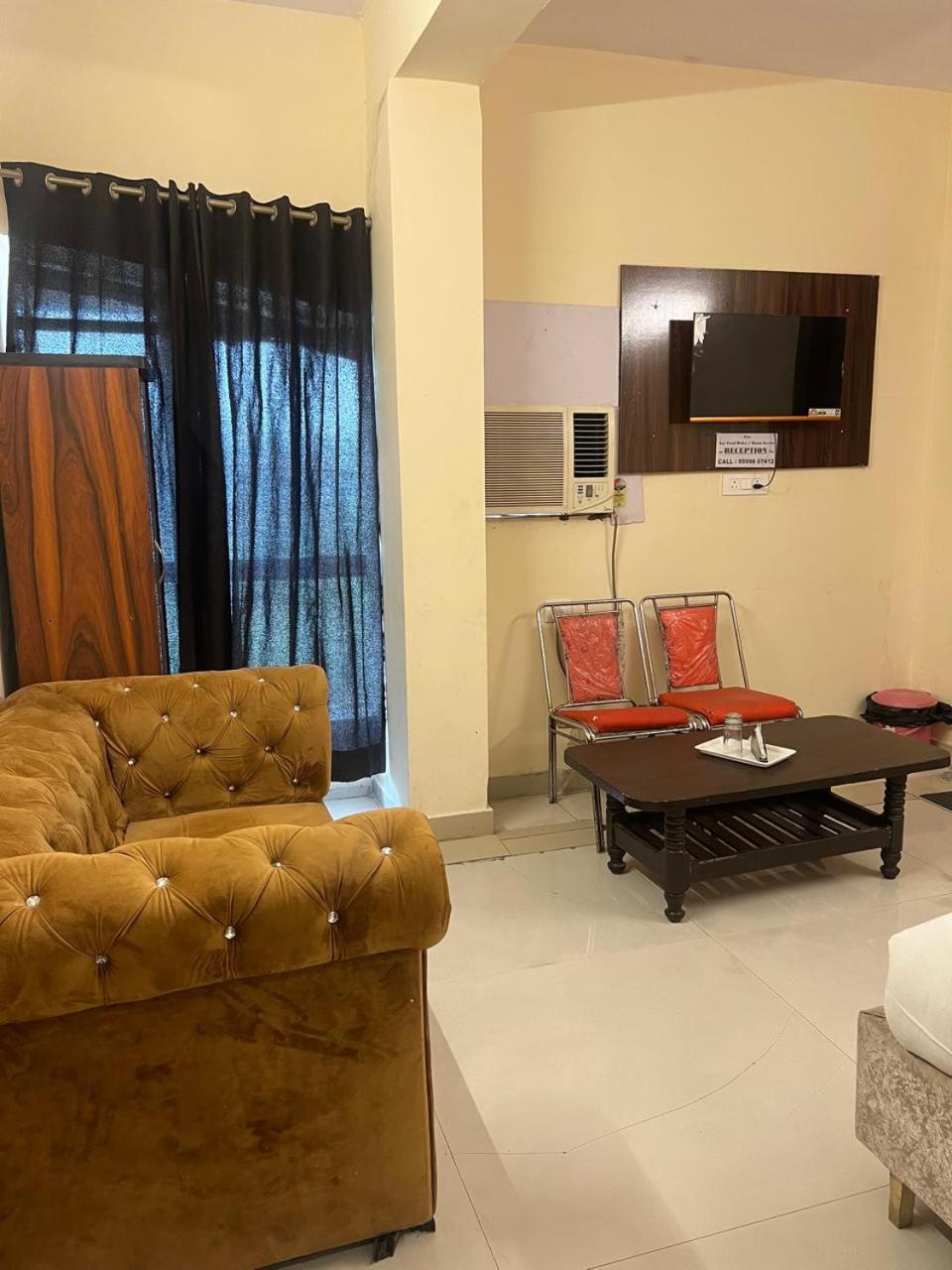 Hotel Kaushambi Grand