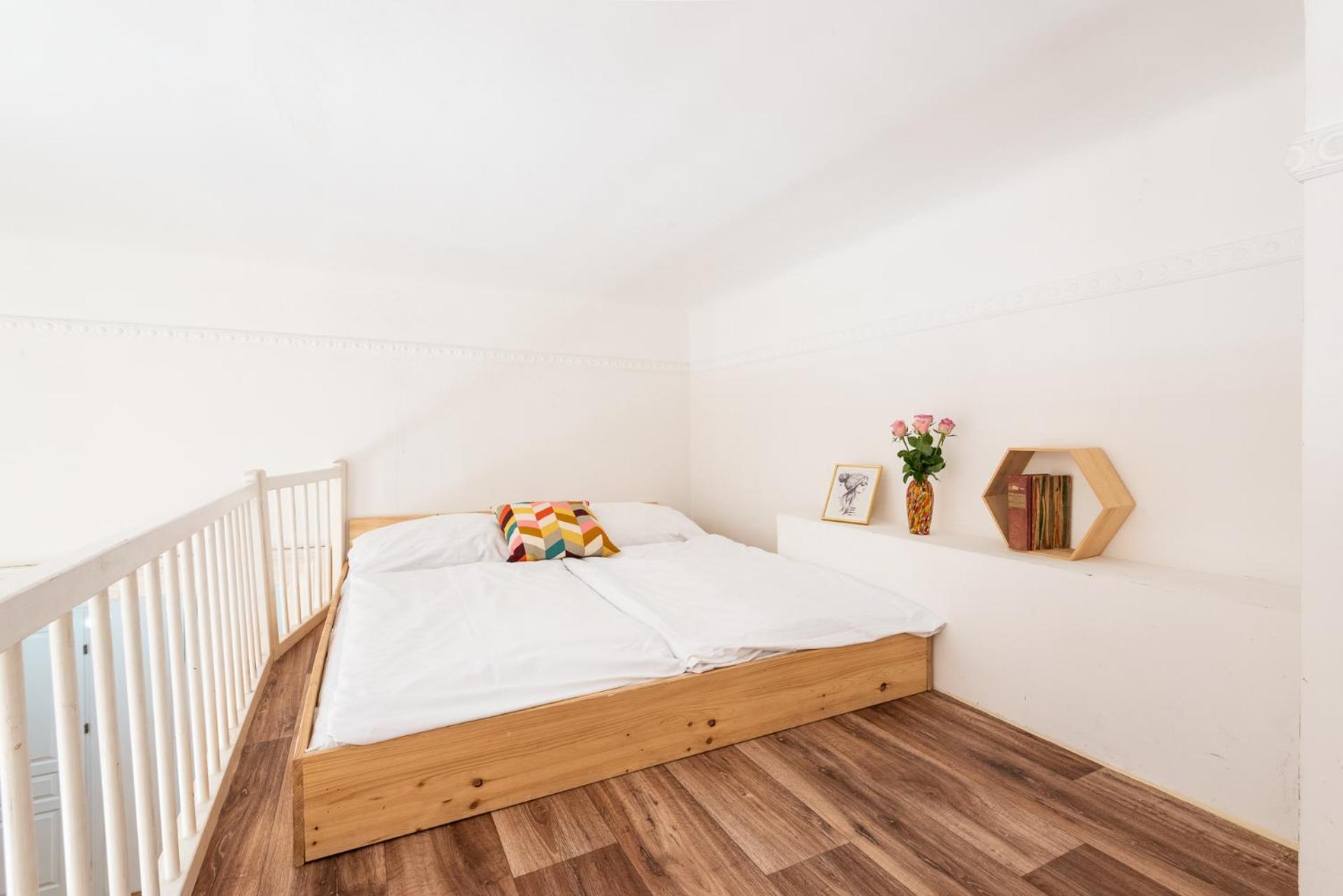 Hybernska Apartments by Pragueforyou