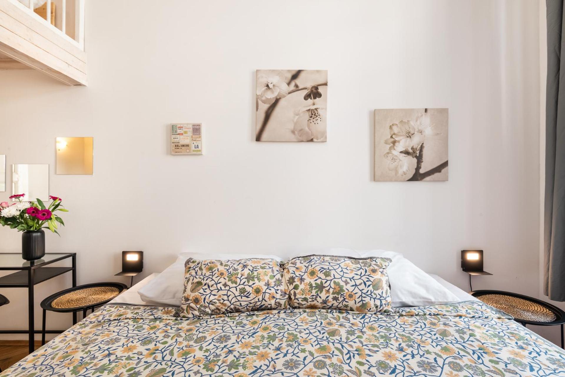 Hybernska Apartments by Pragueforyou