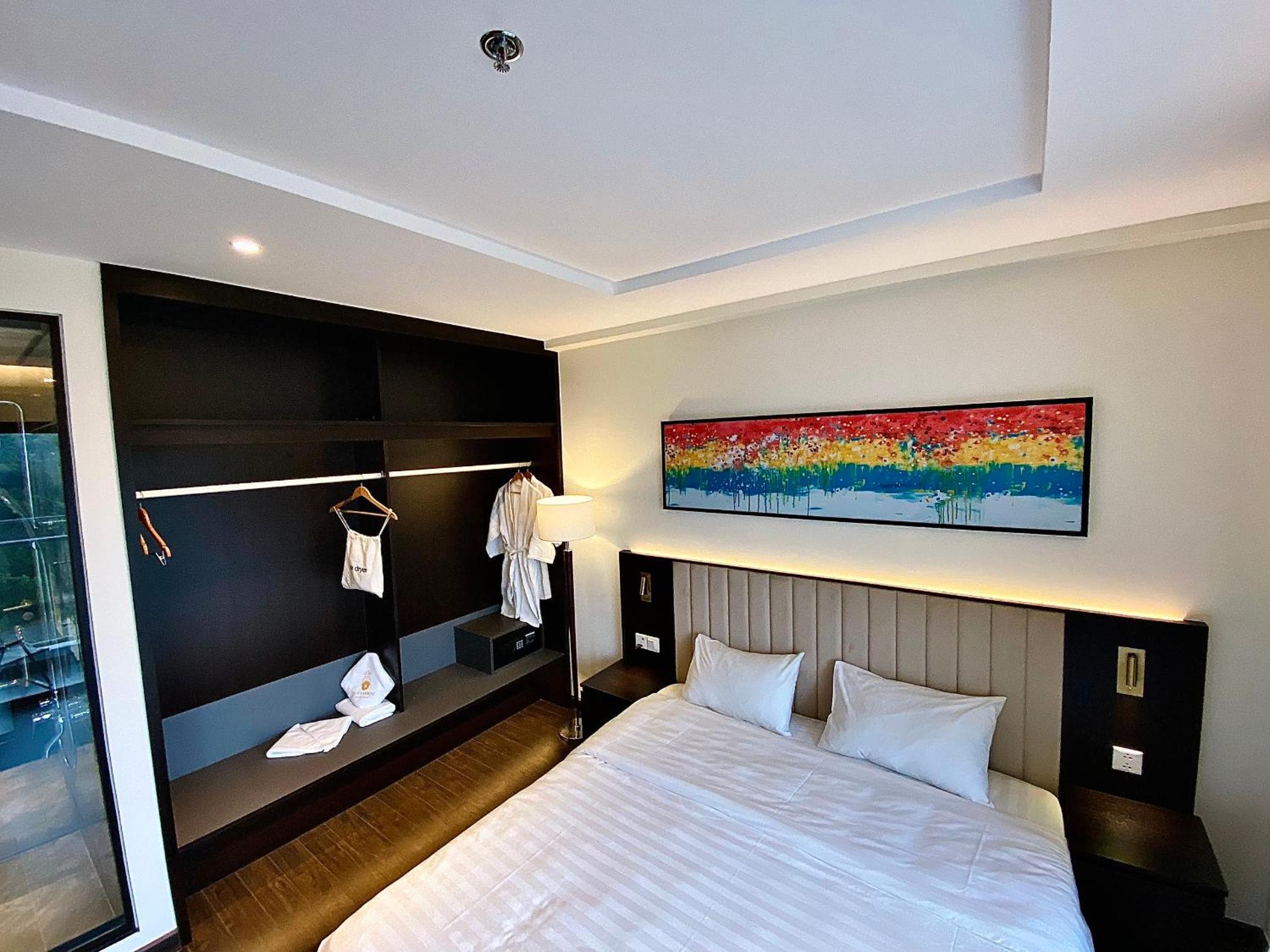 Duas House #S2 Sapphire Hạ Long Căn studio Nhìn ra Biển và SunWhell view 2