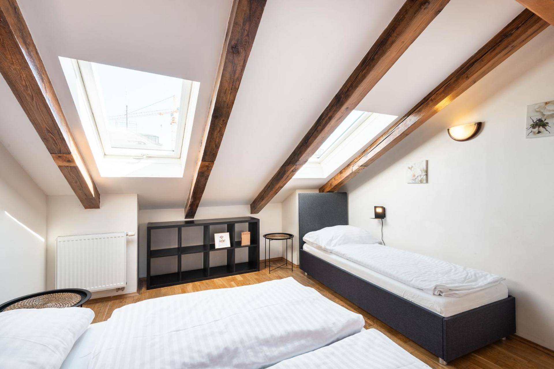 Hybernska Apartments by Pragueforyou
