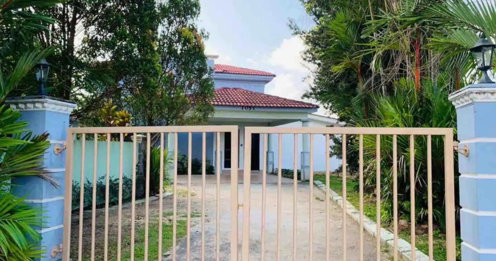 A'Famosa Bungalow*Private Garden Stage*22Pax*NEW photo 8