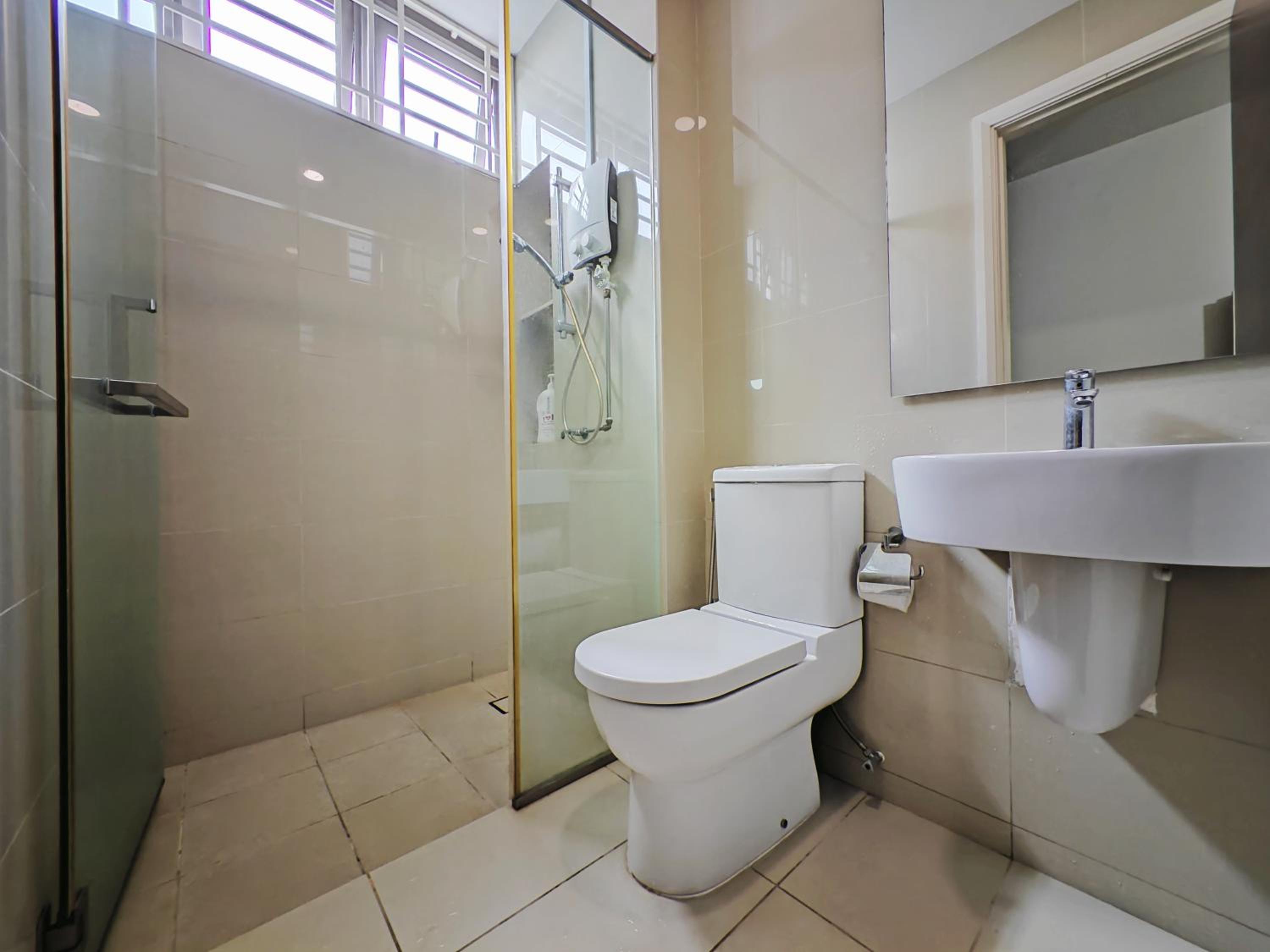 162 Home4Stay Deluxe Big 3story 6Rooms 20pax Wedding USM Arena Bridge