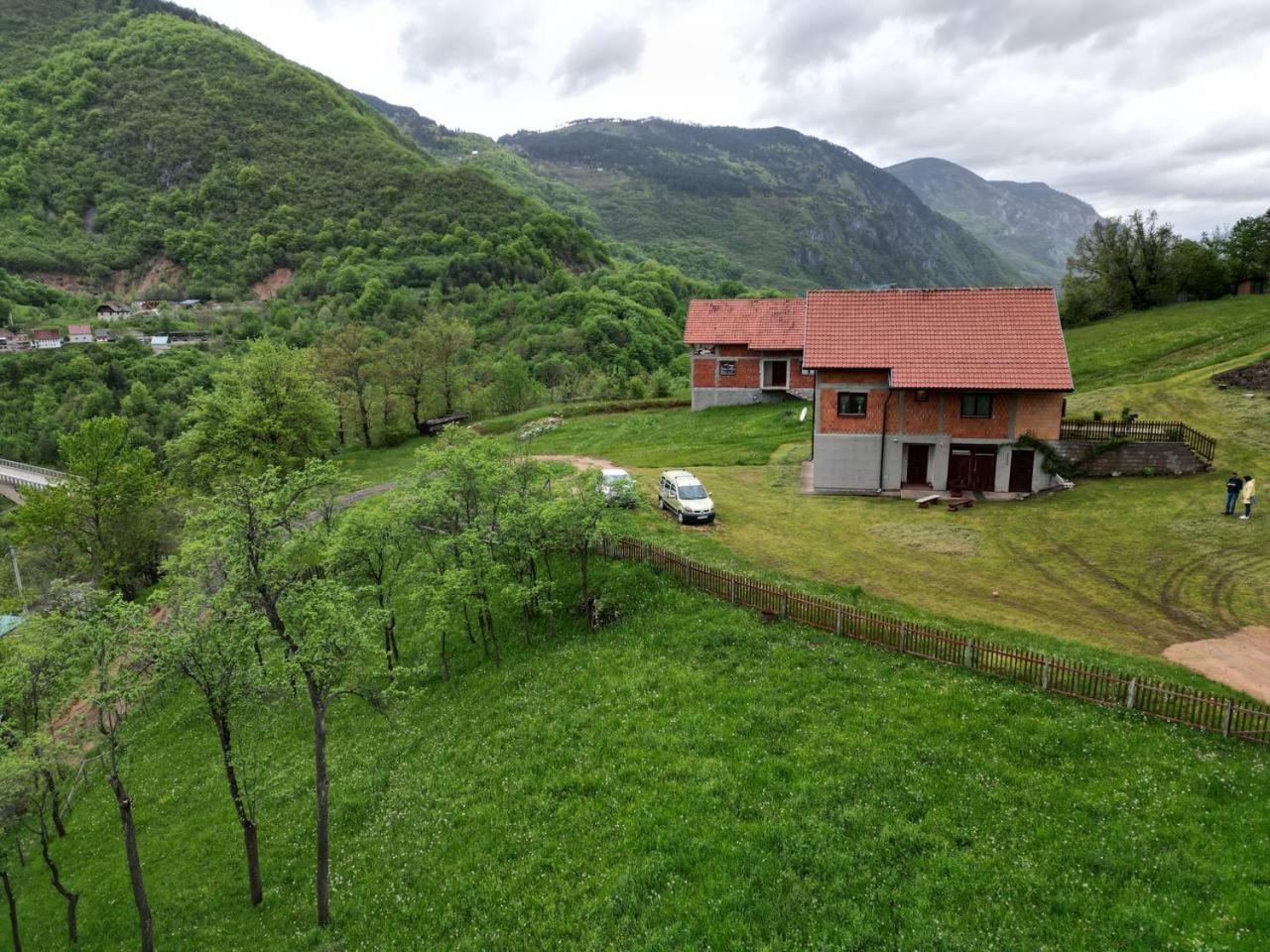 Apartman sa pogledom na Most i prirodu