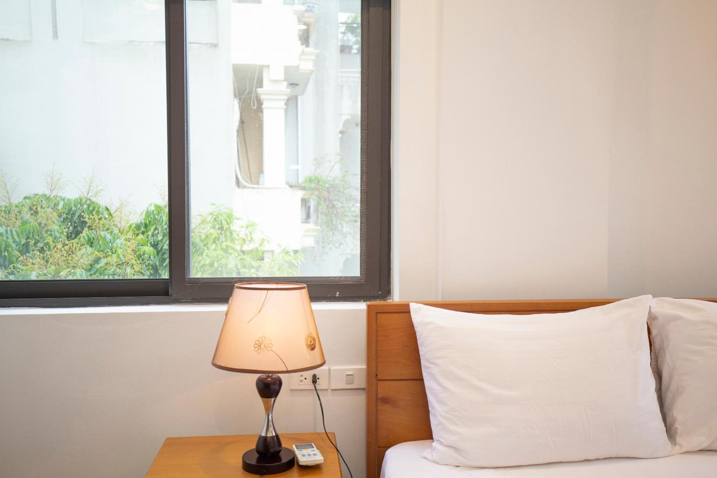 Sumitomo 8 Apartment - Alley 21 Linh Lang