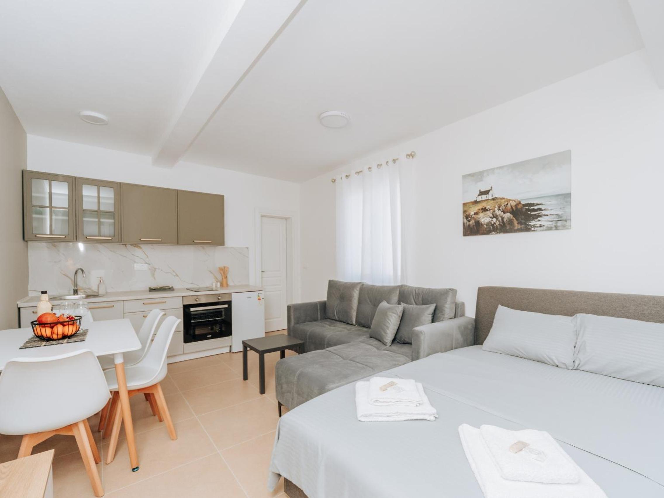 Hotel Apartments Milivojevic - Image 1