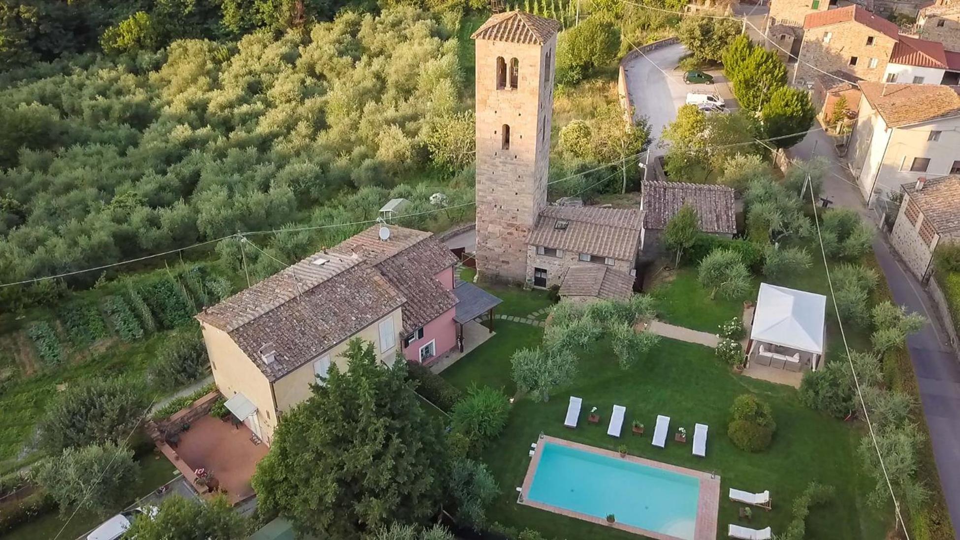 Villa Matilde, with Private Pool on the Lucca Hills view 3