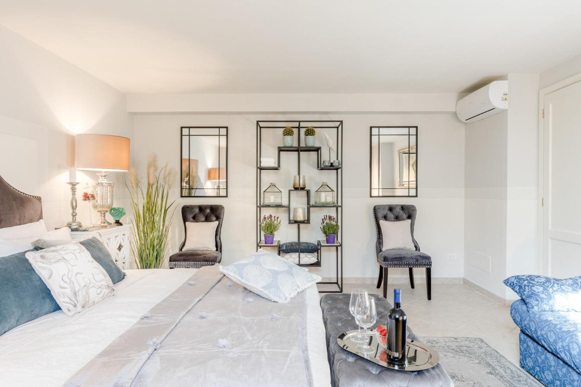 Viareggio Vacations - The Luxury Beach Villa with shared Swimming Pool, between Viareggio and Torre del Lago Puccini - Property Image 5